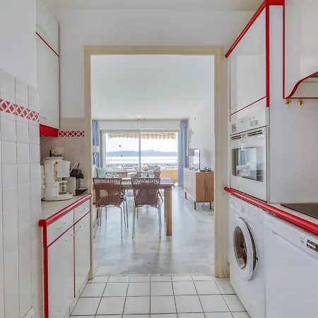 Appartement Les Mimosas By Interhome Sainte-Maxime